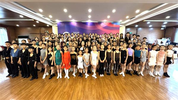 绳舞飞扬！2026吉林市大众跳绳挑战赛点燃全民健身热潮(图1)