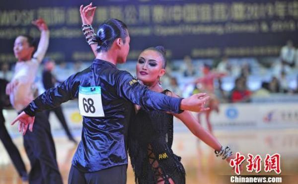 歌舞辉映中落幕2026米兰—科尔蒂纳冬奥会圆满收官法国阿尔卑斯接棒2030(图1)