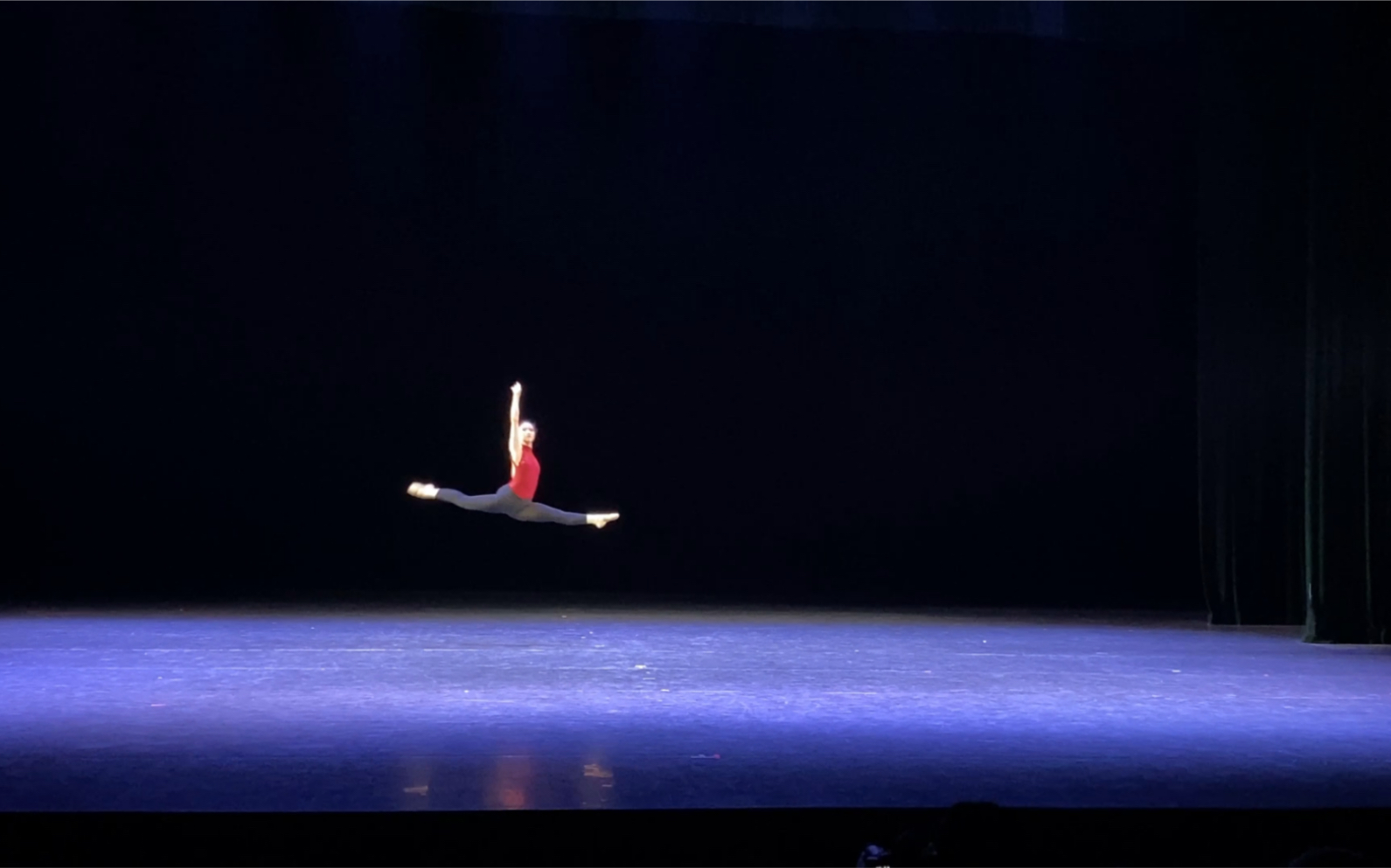 中国古典舞蹈基本功组合训练：娱乐的绝佳选择？(图1)